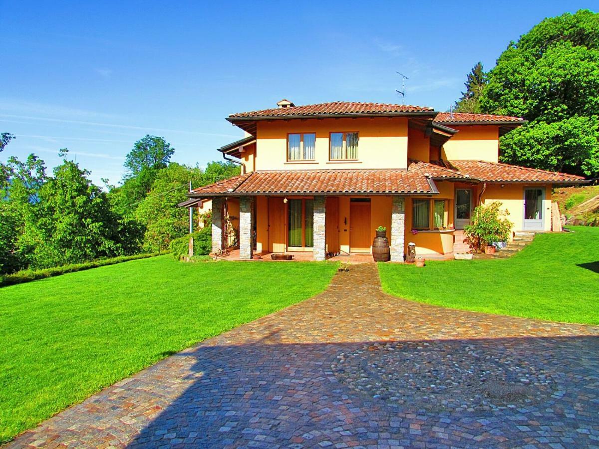 B&B Villa Claudia Lavena Ponte Tresa Exteriör bild